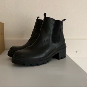 Black Chelsea Ankle Boots sz 9.5